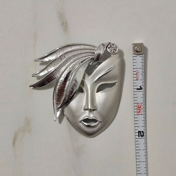 Vintage - Brooch - Mardi Gras Mask Masquerade- Silver tone - Picture 4 of 5